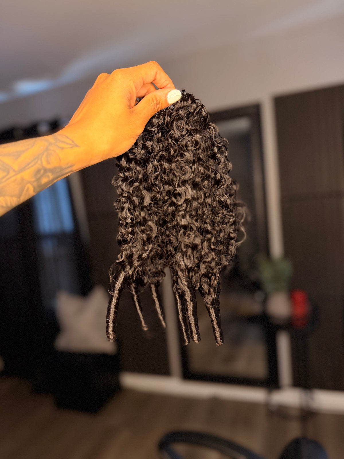 BURMESE CURLY FEATHER CROCHET